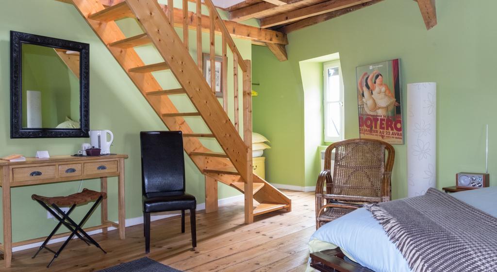 Les Petites Vosges Bed & Breakfast บาญเญอ-เดอ-บีกอร์ ห้อง รูปภาพ